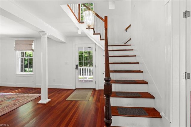 5523 White Hall RD, Gloucester, VA 23061