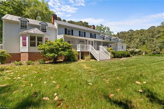 5523 White Hall RD, Gloucester, VA 23061