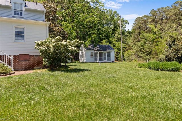 5523 White Hall RD, Gloucester, VA 23061