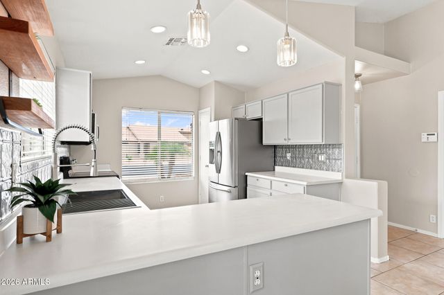 9917 N 93RD Drive, Peoria, AZ 85345