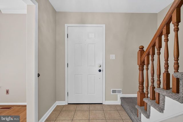 22 MIDWOOD RD, Marlton, NJ 08053