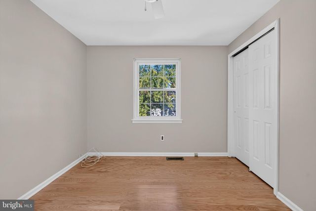22 MIDWOOD RD, Marlton, NJ 08053
