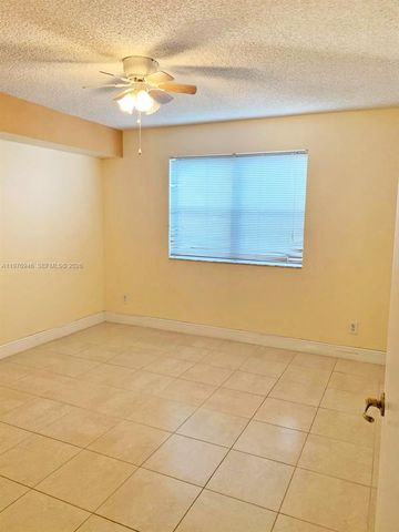 650 S Park Rd 24-5, Hollywood, FL 33021