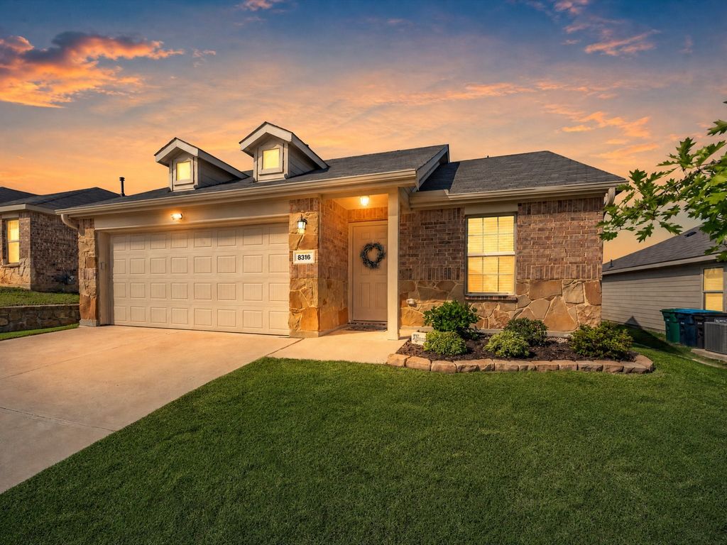 8316 Bell Ridge Lane, Fort Worth, TX 76123
