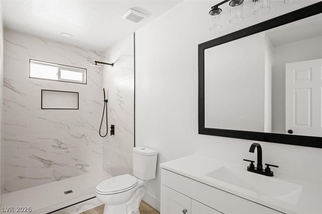 623 North 10th Street D, Las Vegas, NV 89101