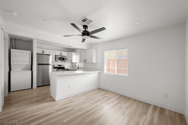 623 North 10th Street D, Las Vegas, NV 89101