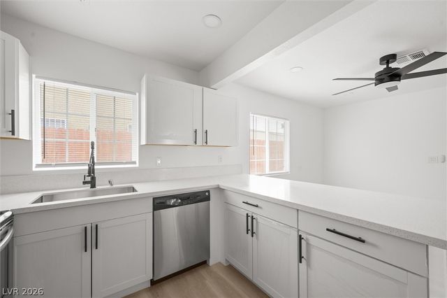 623 North 10th Street D, Las Vegas, NV 89101