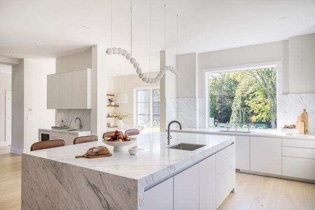 56 Bigelow Rd, Newton, MA 02465