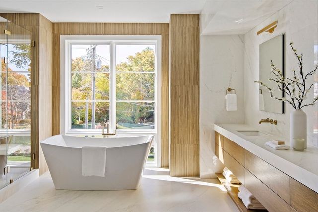 56 Bigelow Rd, Newton, MA 02465