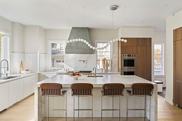 56 Bigelow Rd, Newton, MA 02465