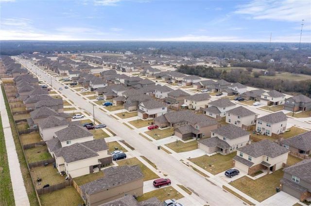 974 Harper Lane, Bryan, TX 77803