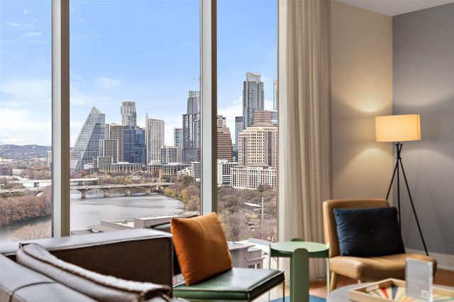 48 East Ave 2010, Austin, TX 78701