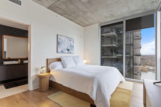 48 East Ave 2010, Austin, TX 78701