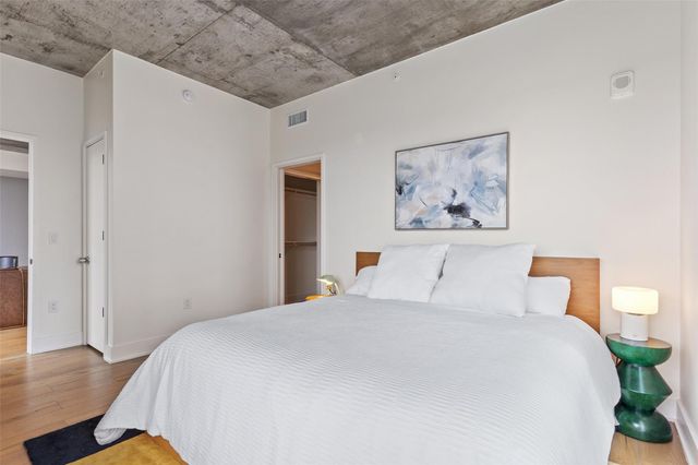 48 East Ave 2010, Austin, TX 78701