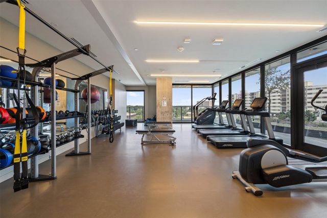 48 East Ave 2010, Austin, TX 78701