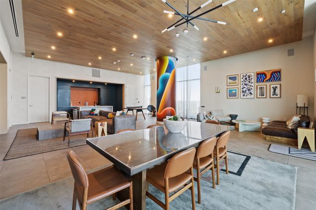 48 East Ave 2010, Austin, TX 78701