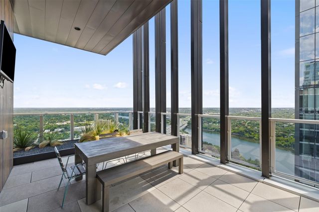 48 East Ave 2010, Austin, TX 78701