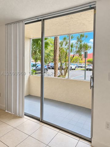 8405 NW 8th St 103, Miami, FL 33126