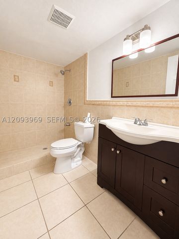 8405 NW 8th St 103, Miami, FL 33126