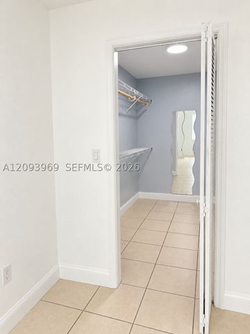 8405 NW 8th St 103, Miami, FL 33126
