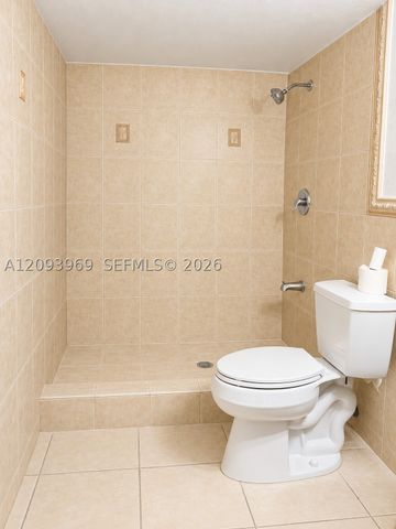 8405 NW 8th St 103, Miami, FL 33126