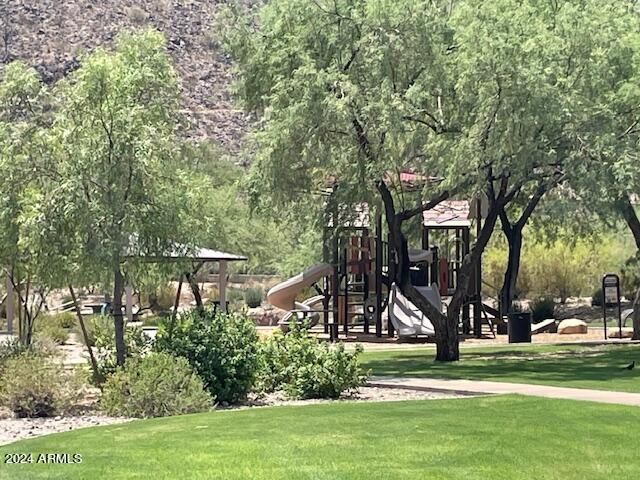 8478 W MAYA Drive, Peoria, AZ 85383