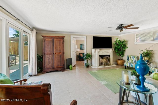 11279 PRINCESSA Lane, Jacksonville, FL 32218