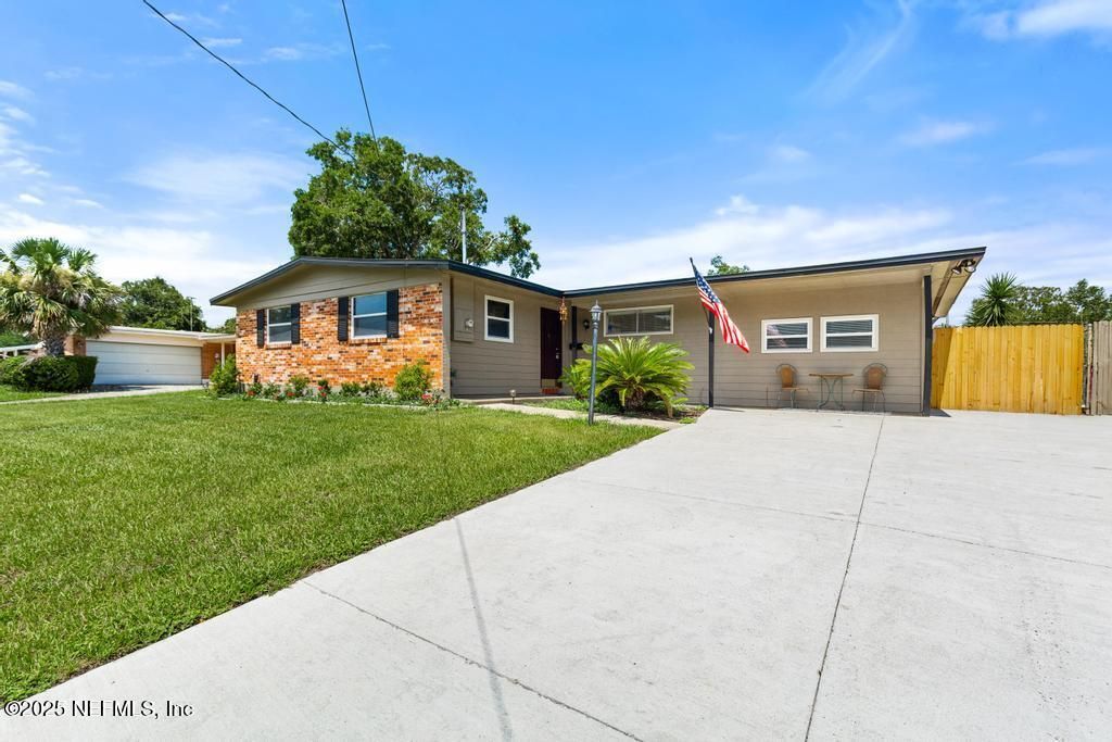 11279 PRINCESSA Lane, Jacksonville, FL 32218