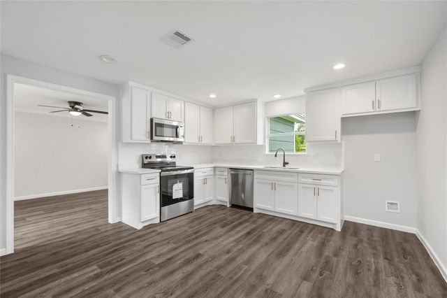 6525 Sealey Street, Houston, TX 77091
