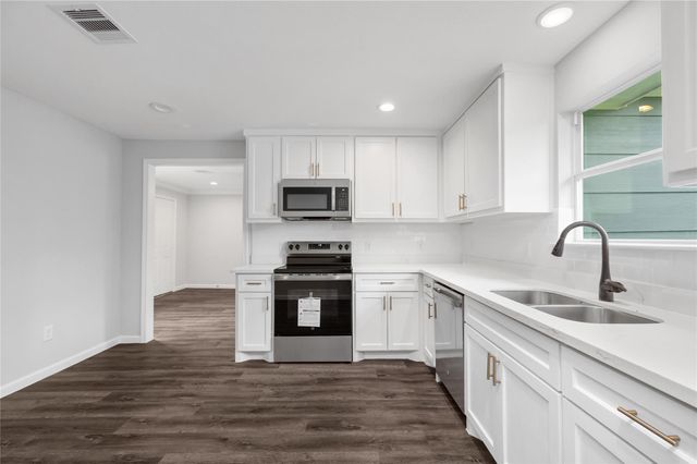 6525 Sealey Street, Houston, TX 77091