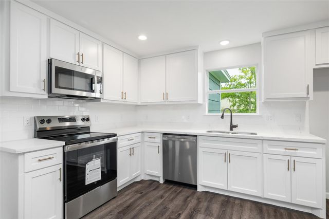 6525 Sealey Street, Houston, TX 77091