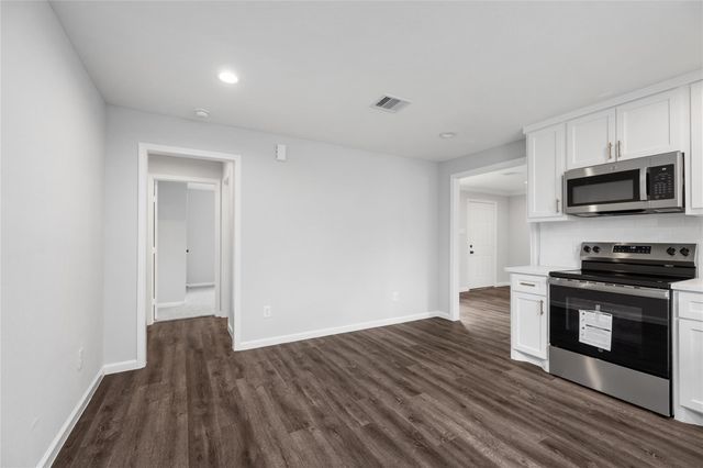 6525 Sealey Street, Houston, TX 77091