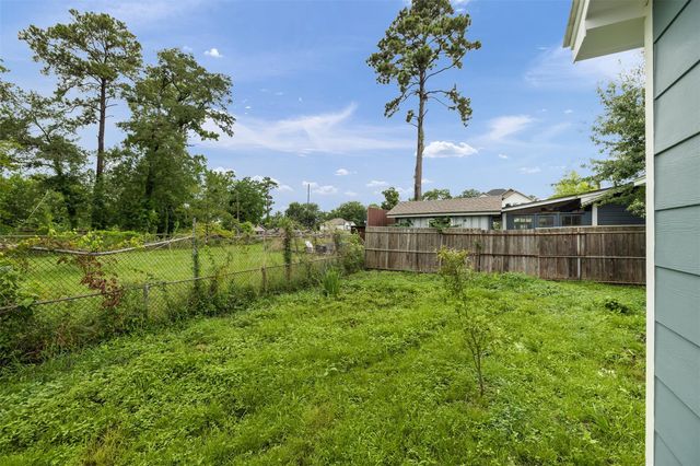 6525 Sealey Street, Houston, TX 77091