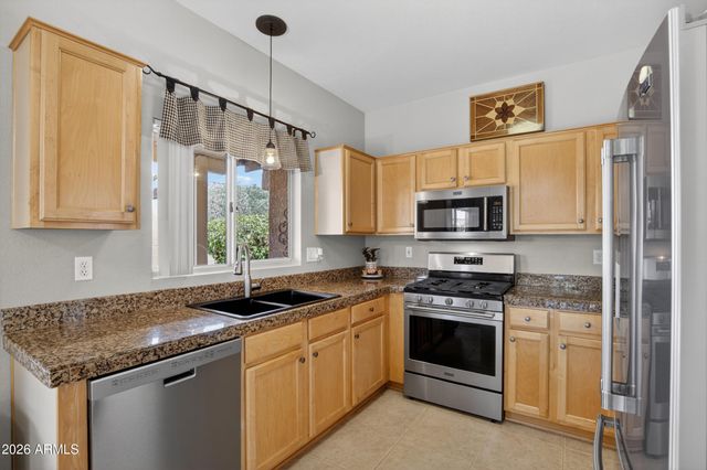15418 W ARZON Way, Sun City West, AZ 85375