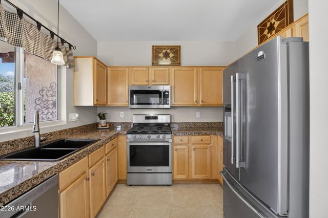 15418 W ARZON Way, Sun City West, AZ 85375