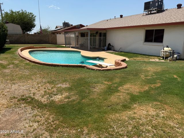 12813 N 36TH Drive, Phoenix, AZ 85029