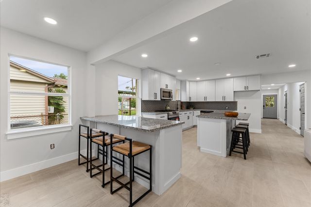 8655 Tilgham Street, Houston, TX 77029