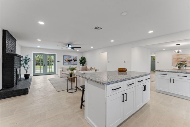 8655 Tilgham Street, Houston, TX 77029