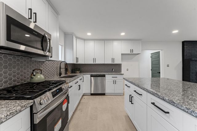 8655 Tilgham Street, Houston, TX 77029