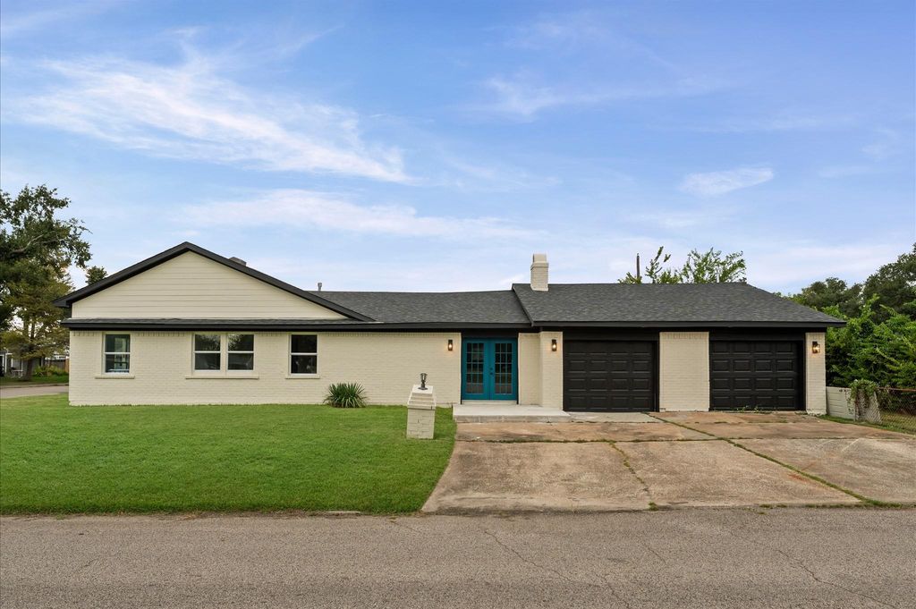 8655 Tilgham Street, Houston, TX 77029