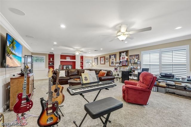 88 Burnt Pine DR, Naples, FL 34119