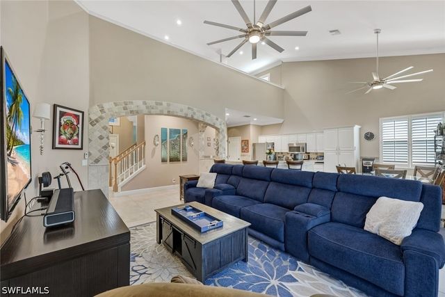 88 Burnt Pine DR, Naples, FL 34119
