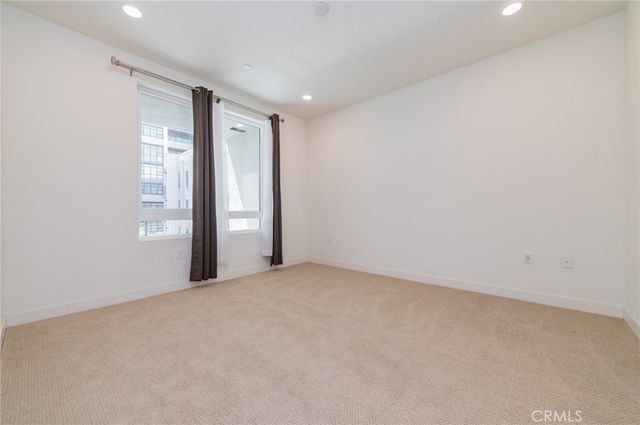 2414 Nolita, Irvine, CA 92612
