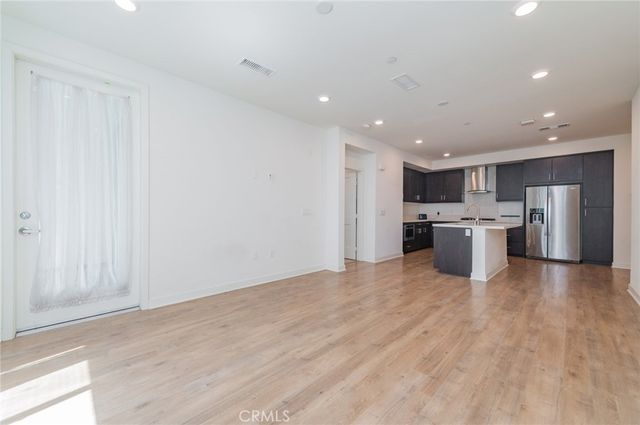 2414 Nolita, Irvine, CA 92612