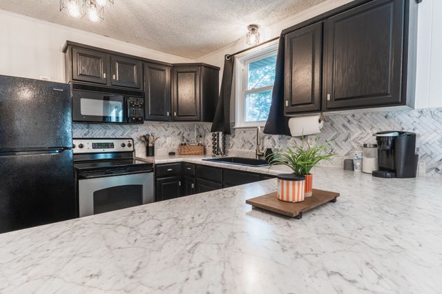 2010 S Rutherford Blvd, Murfreesboro, TN 37130