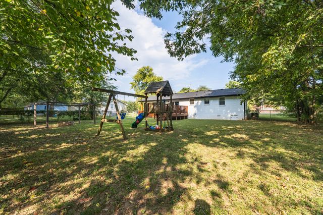 2010 S Rutherford Blvd, Murfreesboro, TN 37130
