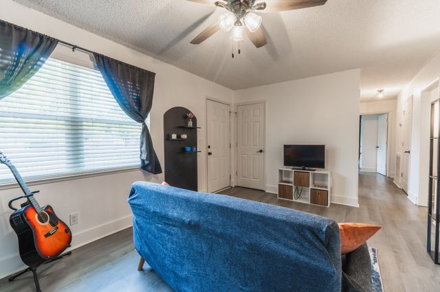 2010 S Rutherford Blvd, Murfreesboro, TN 37130