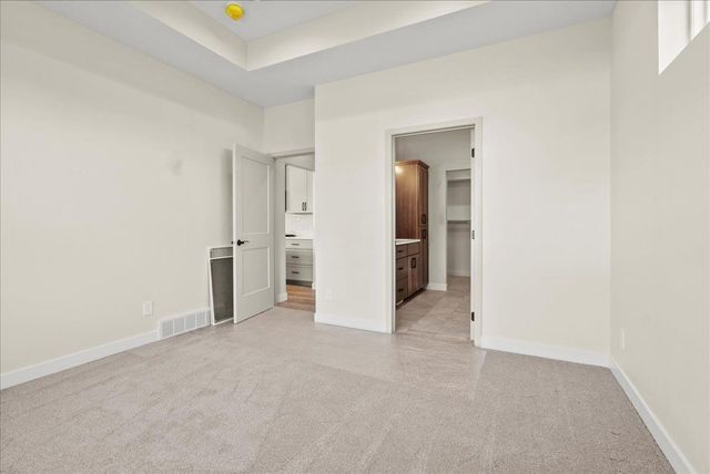 3921 Broomfield Drive, Cedar Falls, IA 50613