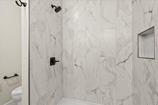 3921 Broomfield Drive, Cedar Falls, IA 50613