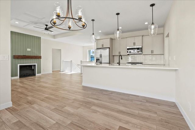 3921 Broomfield Drive, Cedar Falls, IA 50613